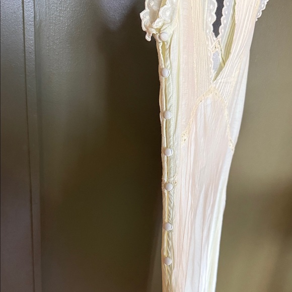 Free People lace detail slip - Picture 7 of 10